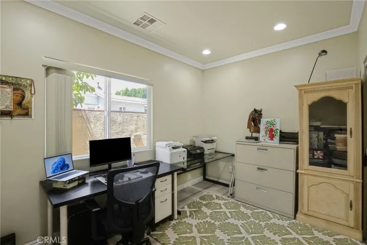 604 N Sparks, Burbank, California 91506