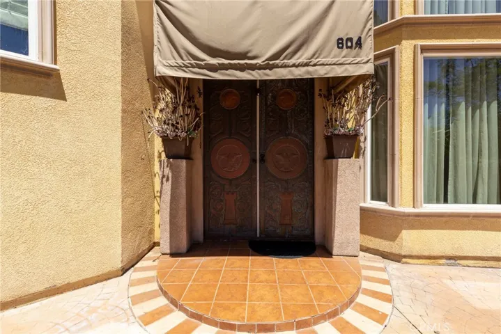 604 N Sparks, Burbank, California 91506