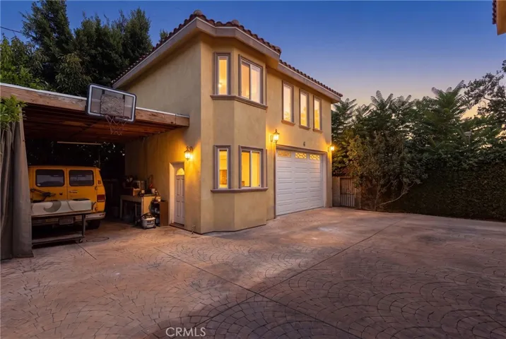 604 N Sparks, Burbank, California 91506