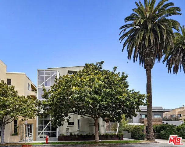 1513 9th Street 3, Santa Monica, California 90401