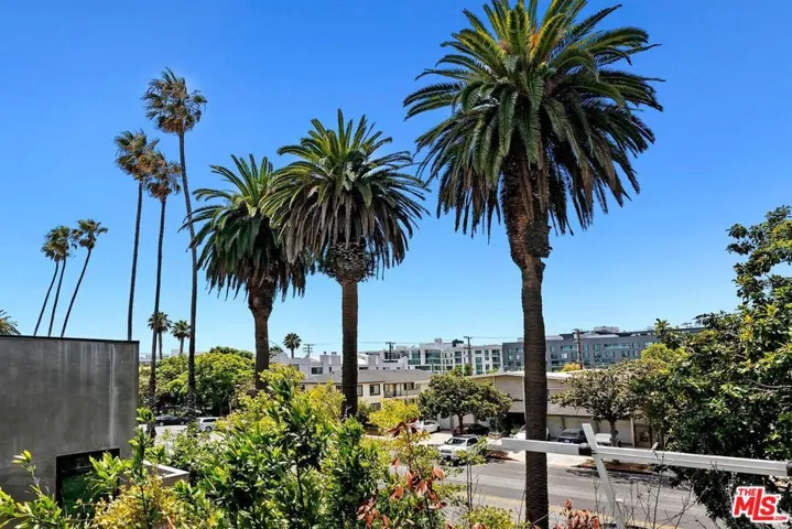 1513 9th Street 3, Santa Monica, California 90401