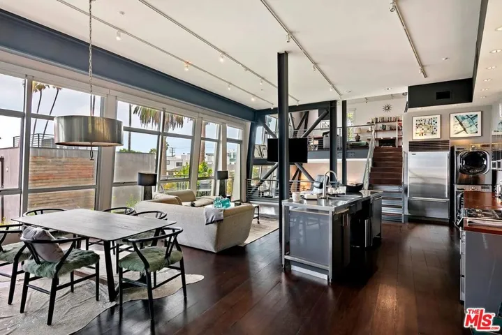 1513 9th Street 3, Santa Monica, California 90401