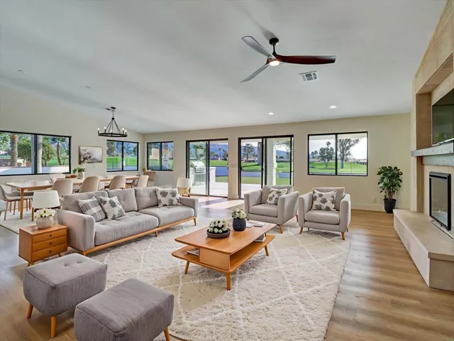 40-Virtual Staging-Living Room
