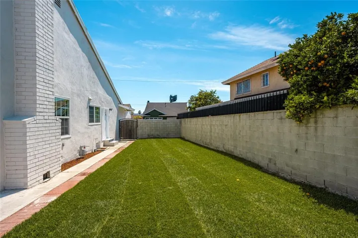 1455 E Bach Street, Carson, California 90745
