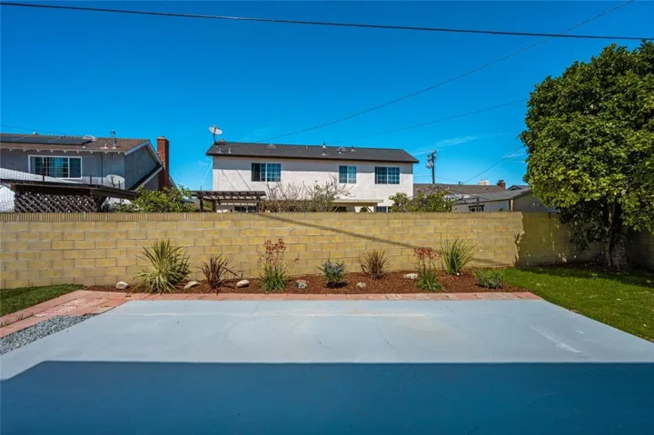 1455 E Bach Street, Carson, California 90745