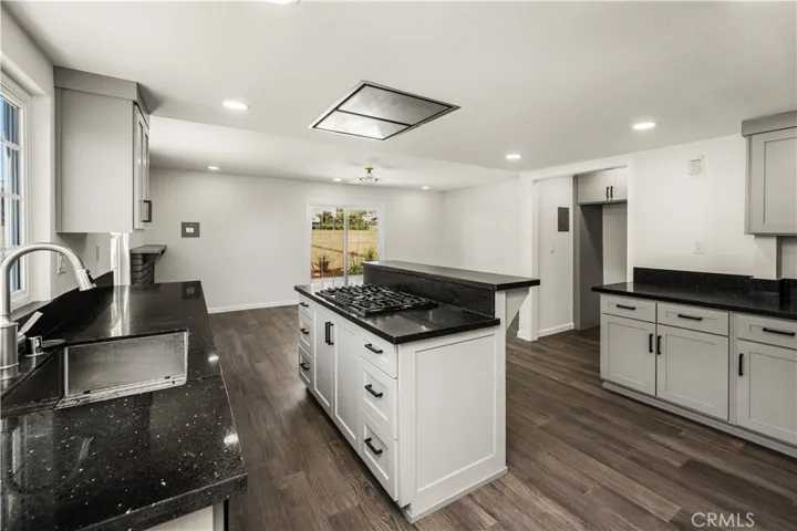 1455 E Bach Street, Carson, California 90745