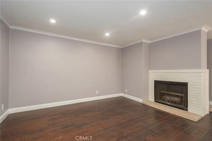 12030 Rochester #207 Avenue 207, Los Angeles, California 90025