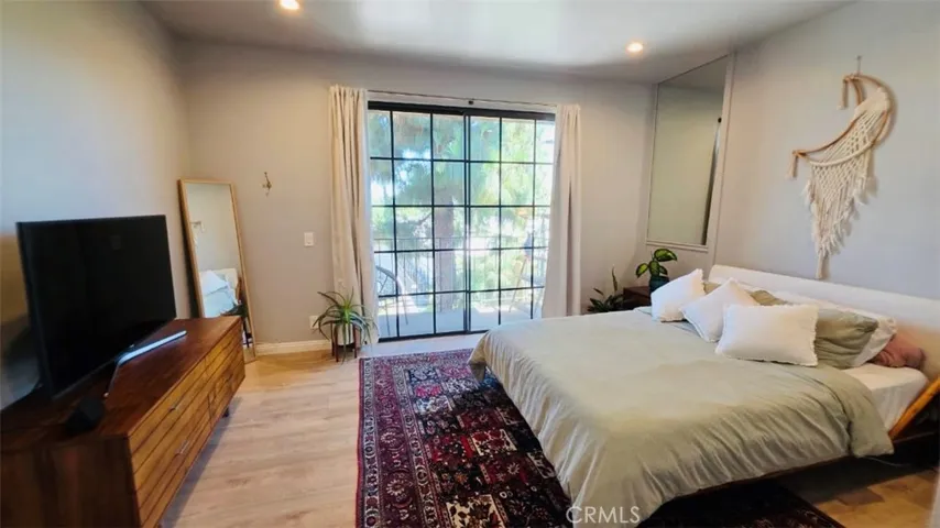 18600 Clark Street 306, Tarzana, California 91356