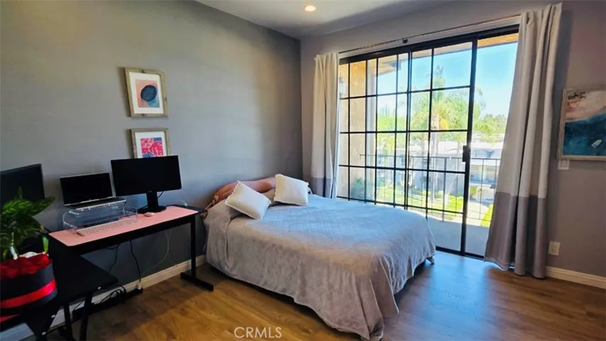 18600 Clark Street 306, Tarzana, California 91356