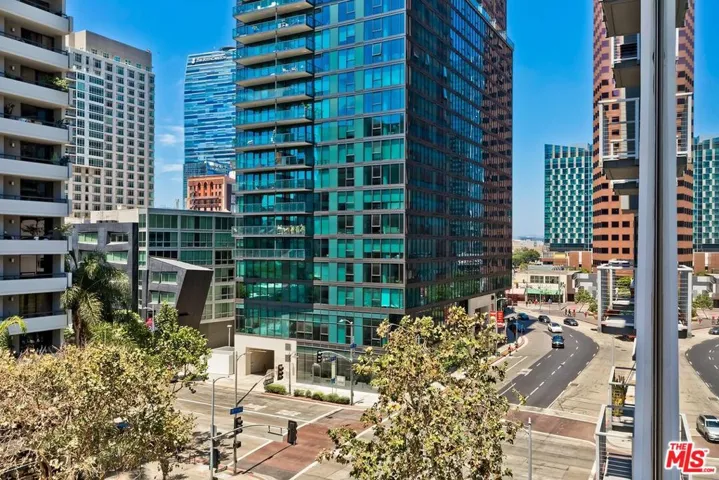 645 W 9th Street 500, Los Angeles, California 90015