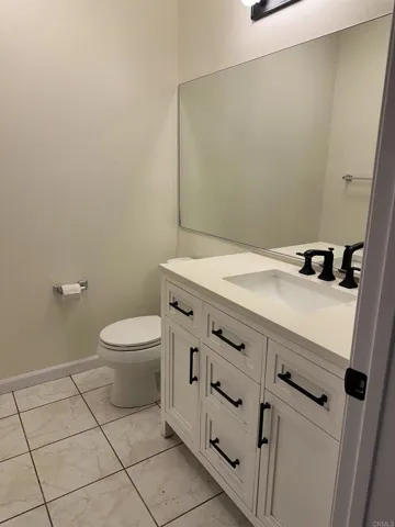 Lower Level Full Bath