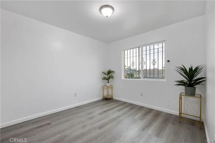 527 W 119th, Los Angeles, California 90044