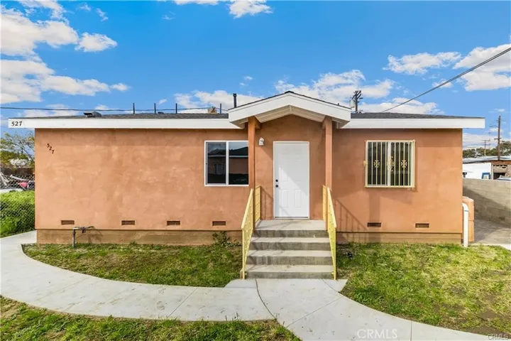 527 W 119th, Los Angeles, California 90044