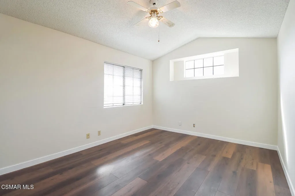 Front upstairs bedroom