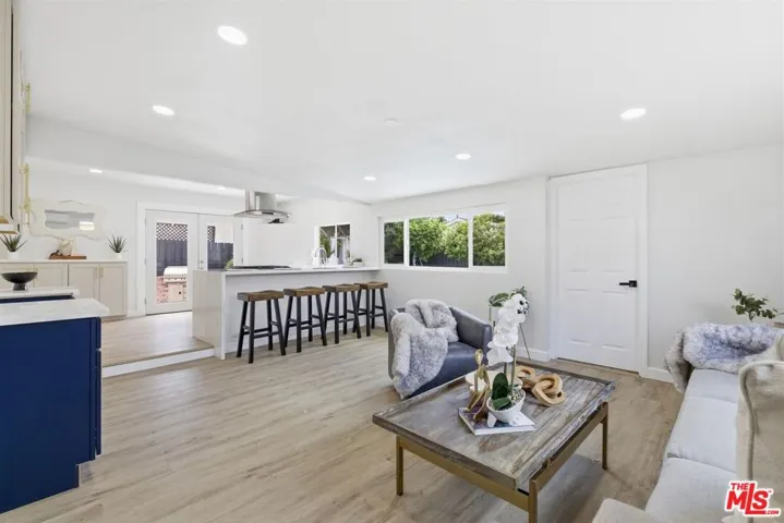 5847 Texhoma Avenue, Los Angeles, California 91316