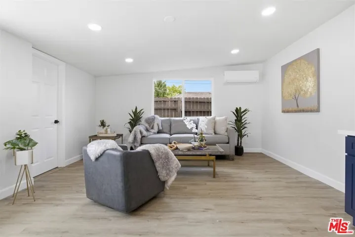 5847 Texhoma Avenue, Los Angeles, California 91316