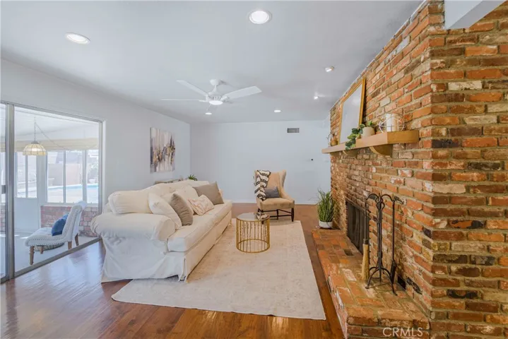 10116 Debra Avenue, Granada Hills, California 91343