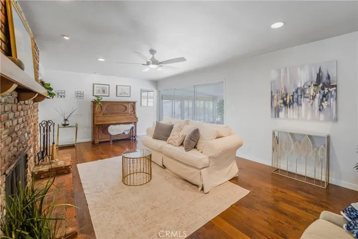 10116 Debra Avenue, Granada Hills, California 91343