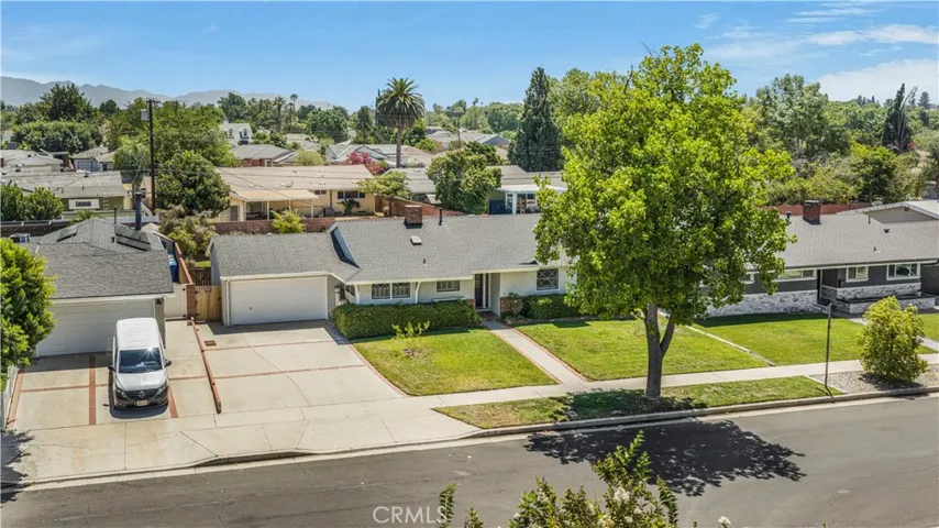 10116 Debra Avenue, Granada Hills, California 91343