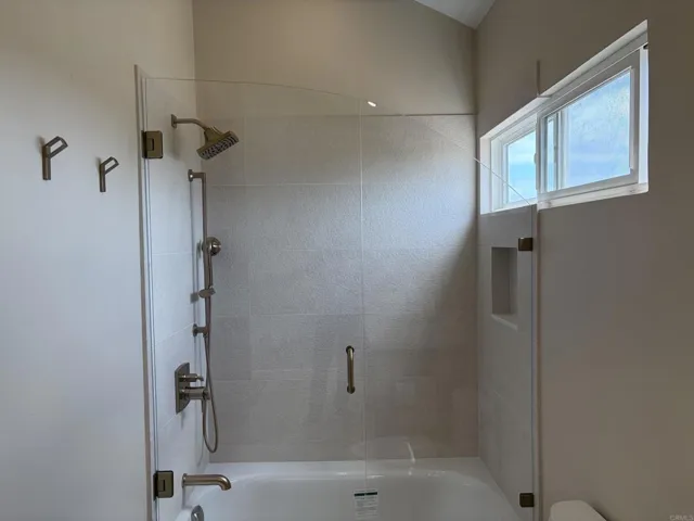1821 Wilton Road, Encinitas, California 92024