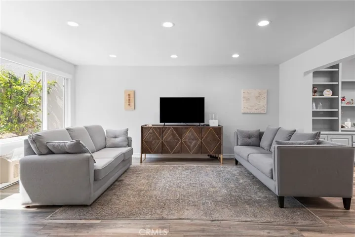 687 Avenida Sevilla B, Laguna Woods, California 92637