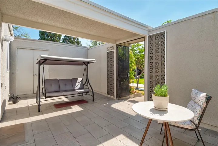 687 Avenida Sevilla B, Laguna Woods, California 92637
