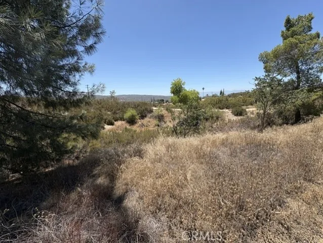 5 acres of land