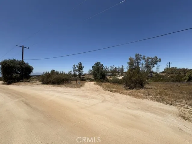 Dirt road