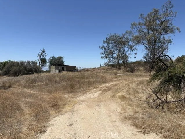 5 acres of land