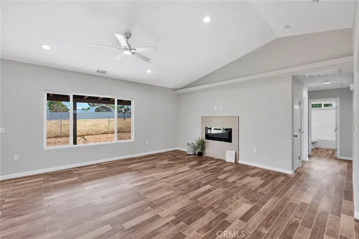 17995 Seaforth Street, Hesperia, California 92345