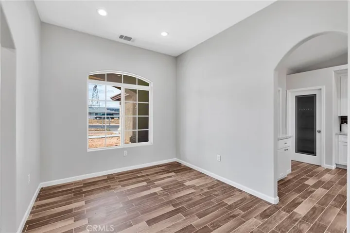 17995 Seaforth Street, Hesperia, California 92345