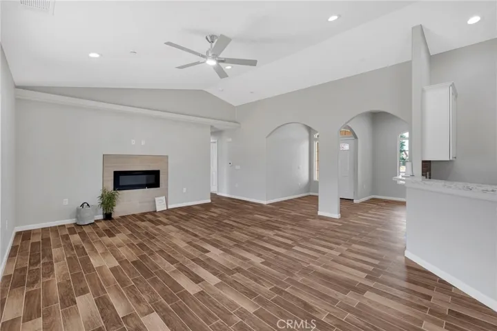 17995 Seaforth Street, Hesperia, California 92345