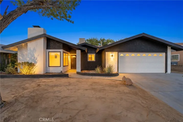 44934 Hanstead, Lancaster, California 93535