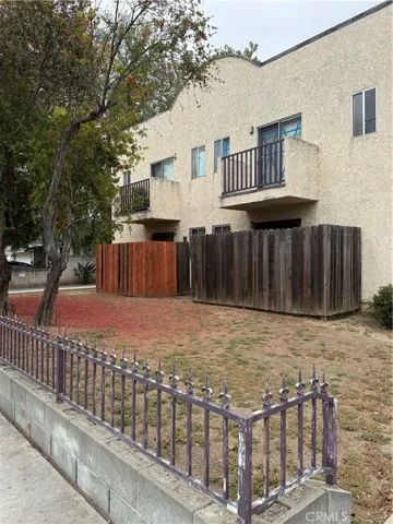 7419 Tampa, Reseda, California 91335