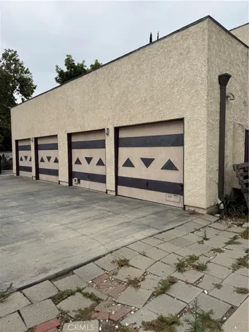 7419 Tampa, Reseda, California 91335