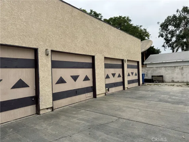 7419 Tampa, Reseda, California 91335