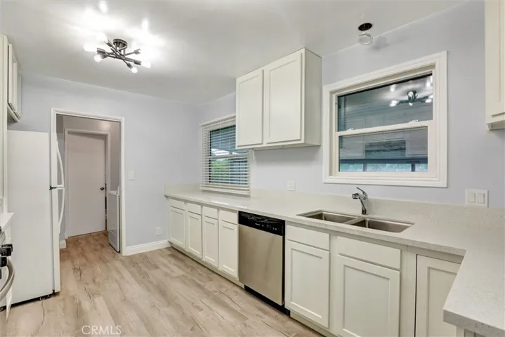 13002 Olympia, North Tustin, California 92705
