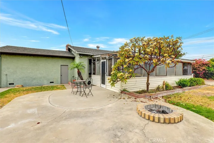 13002 Olympia, North Tustin, California 92705