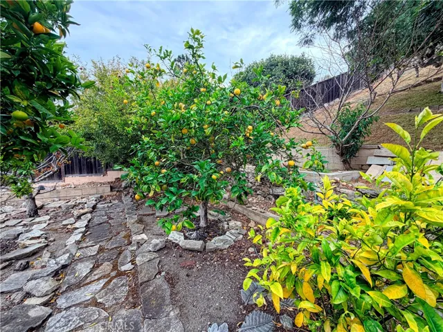 400 Via Almar, Palos Verdes Estates, California 90274