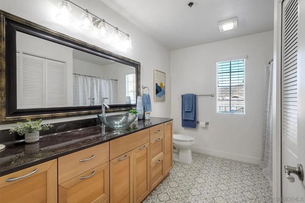 Secondary bathroom