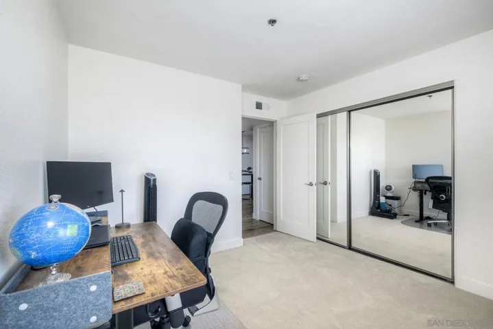 Secondary bedroom