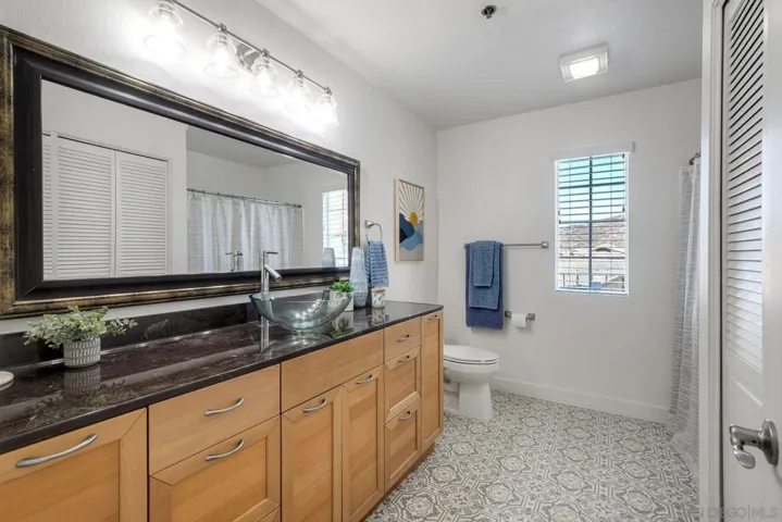 Secondary bathroom