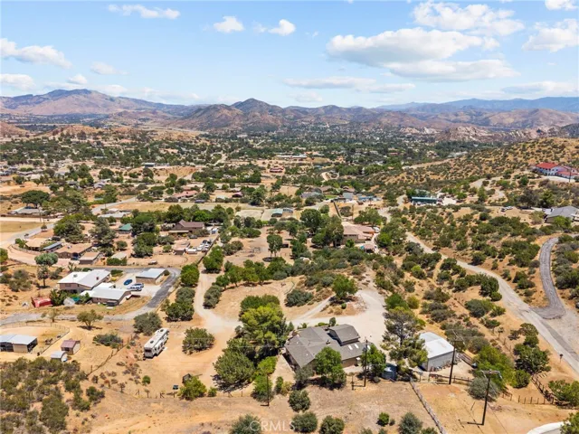 32935 Canyon Quail Trail, Agua Dulce, California 91390