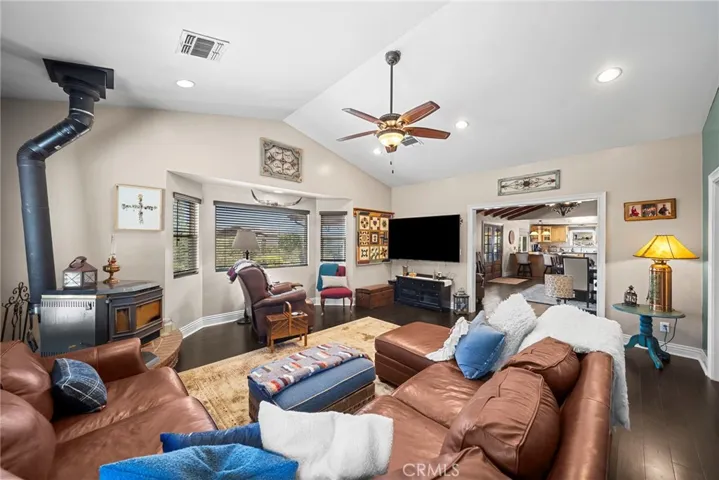 32935 Canyon Quail Trail, Agua Dulce, California 91390