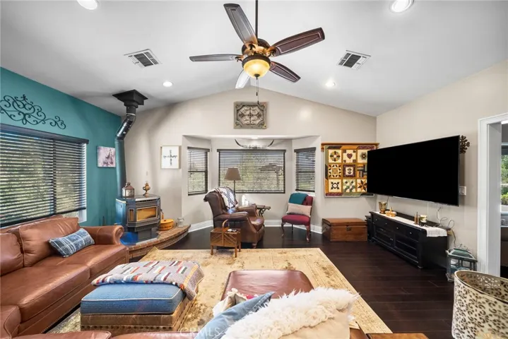 32935 Canyon Quail Trail, Agua Dulce, California 91390