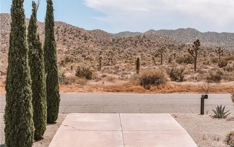 58648 San Marino, Yucca Valley, California 92284