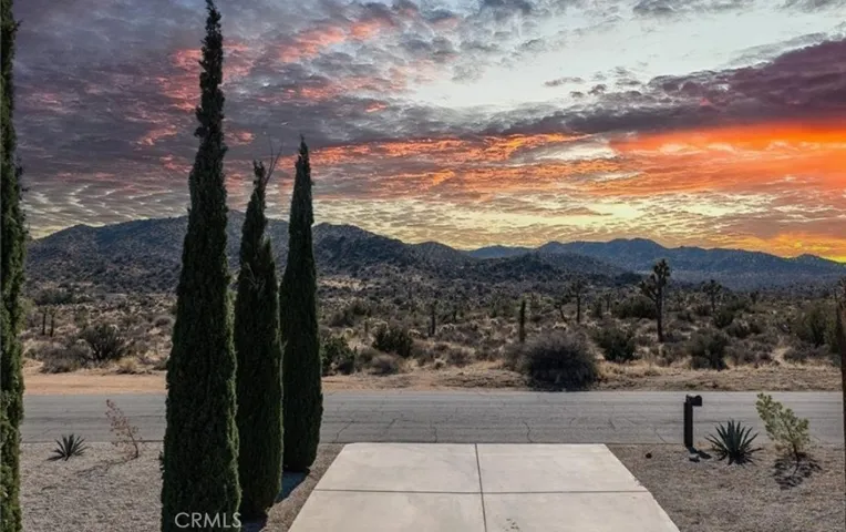 58648 San Marino, Yucca Valley, California 92284