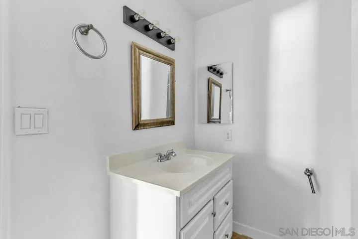 5920 Streamview Dr, San Diego, California 92105
