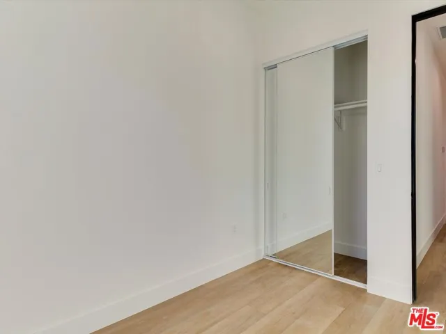 2817 1/2 S Redondo Boulevard, Los Angeles, California 90016
