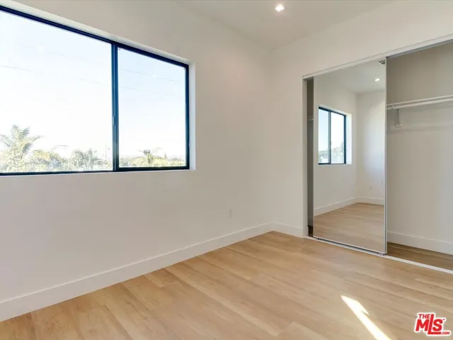 2817 1/2 S Redondo Boulevard, Los Angeles, California 90016